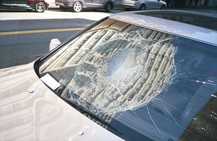 vehicle windshield replacement service in Bartlesville OK